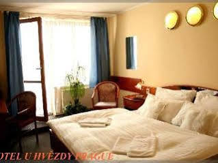 Hotel U Hvezdy Prag Exterior foto